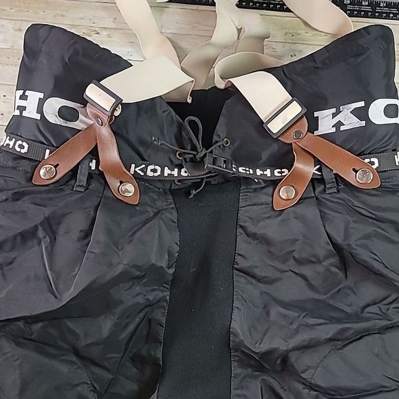 Koho Men’s Hockey Pants, Size Extra Large (Senior) with Suspenders 36-38 - Picture 4 of 8